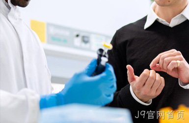 东辰制药网站设计案例